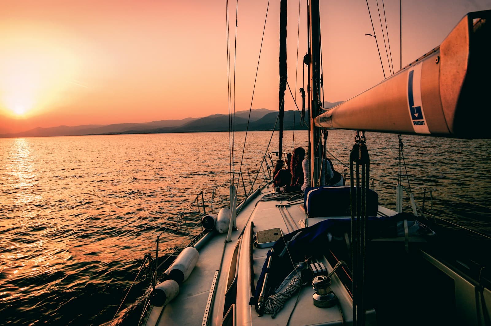 Exclusive Yacht Party for Top-Performing Realtors